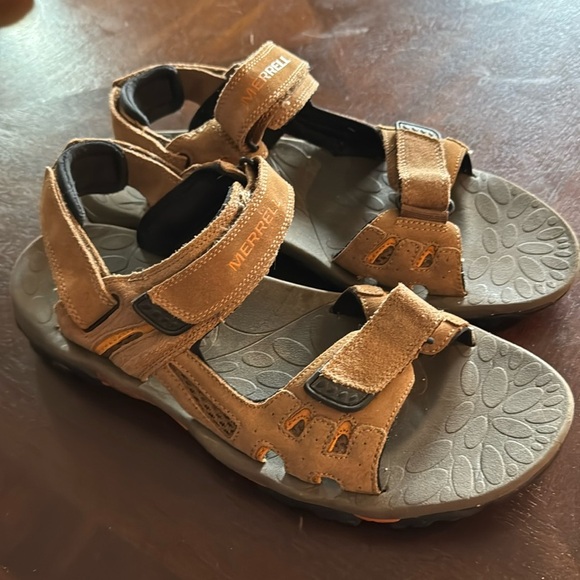 Merrell Men's Tan Sandals - Picture 1 of 11